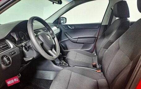 Skoda Rapid I, 2017 год, 1 250 000 рублей, 20 фотография