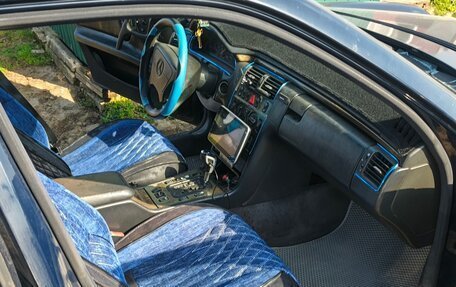 Mercedes-Benz E-Класс, 1998 год, 490 000 рублей, 7 фотография