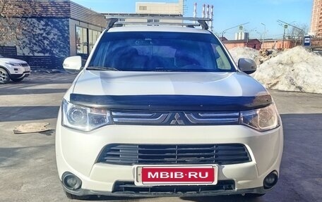 Mitsubishi Outlander III рестайлинг 3, 2014 год, 1 750 000 рублей, 1 фотография