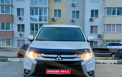 Mitsubishi Outlander III рестайлинг 3, 2015 год, 1 900 000 рублей, 1 фотография