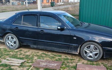 Mercedes-Benz E-Класс, 1998 год, 490 000 рублей, 14 фотография