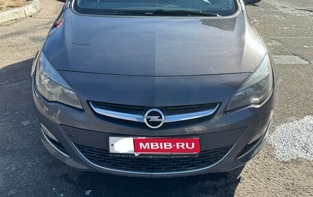Opel Astra J, 2014 год, 750 000 рублей, 1 фотография