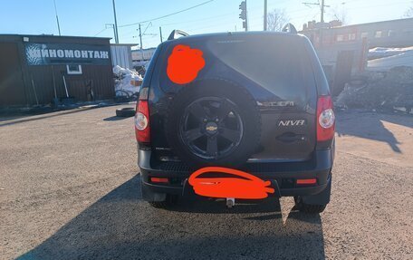 Chevrolet Niva I рестайлинг, 2018 год, 900 000 рублей, 3 фотография