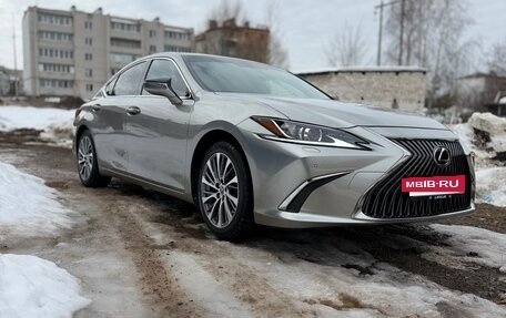 Lexus ES VII, 2020 год, 4 550 000 рублей, 15 фотография