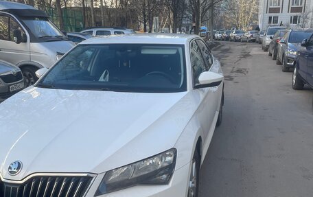 Skoda Superb III рестайлинг, 2016 год, 1 850 000 рублей, 5 фотография