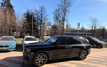 Rolls-Royce Cullinan, 2021 год, 40 000 000 рублей, 6 фотография