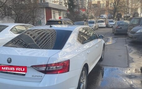 Skoda Superb III рестайлинг, 2016 год, 1 850 000 рублей, 2 фотография