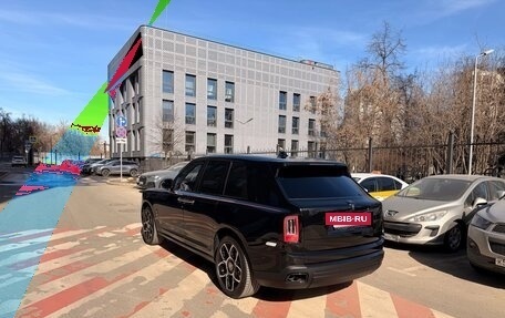Rolls-Royce Cullinan, 2021 год, 40 000 000 рублей, 8 фотография