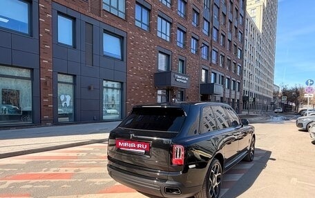 Rolls-Royce Cullinan, 2021 год, 40 000 000 рублей, 9 фотография