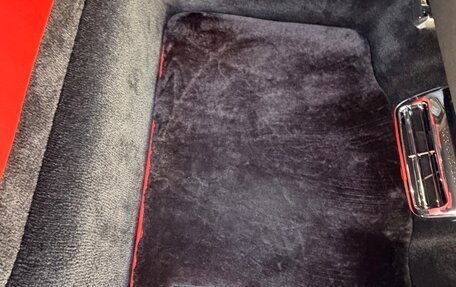 Rolls-Royce Cullinan, 2021 год, 40 000 000 рублей, 26 фотография