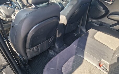 Hyundai ix35 I рестайлинг, 2011 год, 980 000 рублей, 6 фотография