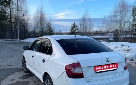 Skoda Rapid I, 2015 год, 499 000 рублей, 3 фотография