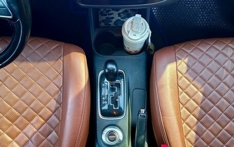 Mitsubishi Outlander III рестайлинг 3, 2015 год, 1 900 000 рублей, 15 фотография