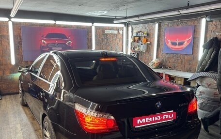 BMW 5 серия, 2009 год, 2 250 000 рублей, 18 фотография