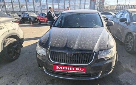Skoda Superb III рестайлинг, 2013 год, 950 000 рублей, 3 фотография