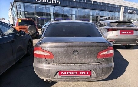 Skoda Superb III рестайлинг, 2013 год, 950 000 рублей, 6 фотография