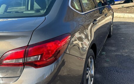 Opel Astra J, 2014 год, 750 000 рублей, 9 фотография