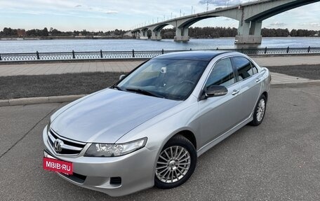 Honda Accord VII рестайлинг, 2006 год, 750 000 рублей, 2 фотография