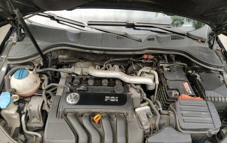 Volkswagen Passat B6, 2006 год, 620 000 рублей, 10 фотография