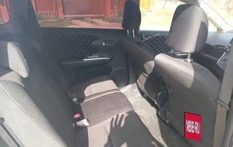 Toyota Wish II, 2011 год, 1 370 000 рублей, 20 фотография