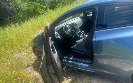 Opel Astra J, 2013 год, 900 000 рублей, 7 фотография