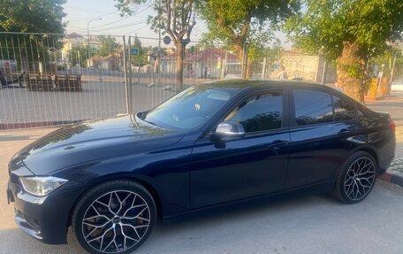 BMW 3 серия, 2014 год, 1 920 000 рублей, 26 фотография