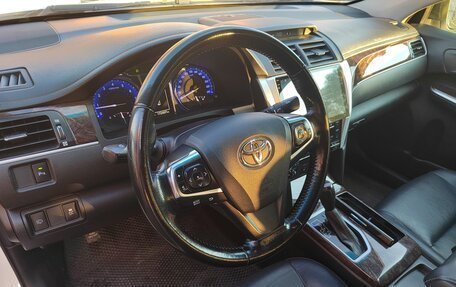 Toyota Camry, 2017 год, 2 000 000 рублей, 15 фотография