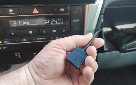 Toyota Camry, 2017 год, 2 000 000 рублей, 14 фотография