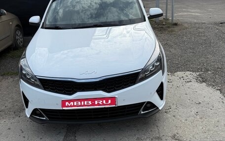 KIA Rio IV, 2021 год, 1 930 000 рублей, 1 фотография