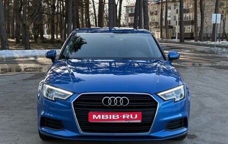 Audi A3, 2019 год, 1 900 000 рублей, 1 фотография
