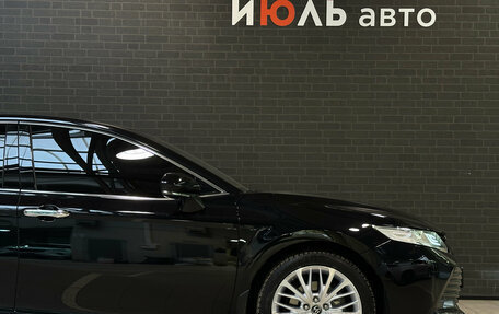 Toyota Camry, 2019 год, 3 349 000 рублей, 7 фотография