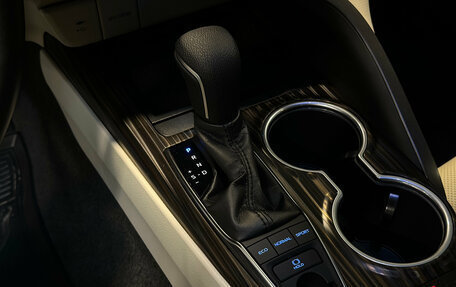 Toyota Camry, 2019 год, 3 349 000 рублей, 18 фотография