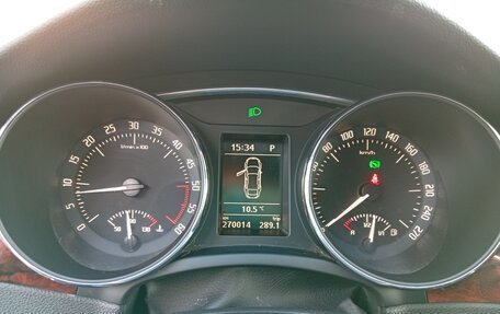 Skoda Superb III рестайлинг, 2012 год, 940 000 рублей, 5 фотография