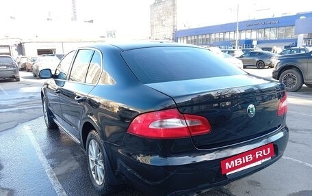 Skoda Superb III рестайлинг, 2012 год, 940 000 рублей, 2 фотография