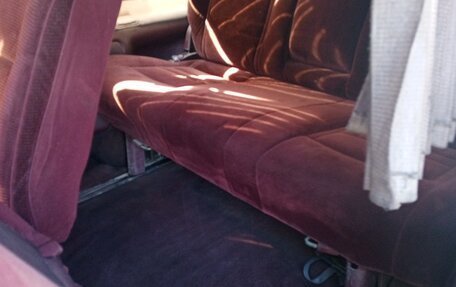 Toyota HiAce H100, 1992 год, 395 000 рублей, 10 фотография