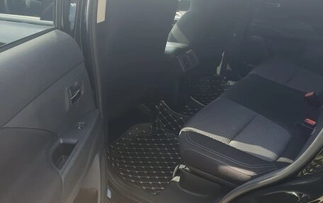 Mitsubishi Outlander III рестайлинг 3, 2019 год, 2 600 000 рублей, 8 фотография