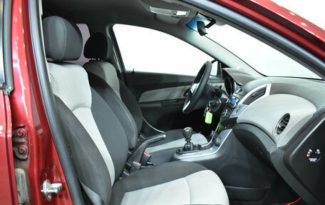 Chevrolet Cruze II, 2013 год, 820 000 рублей, 10 фотография