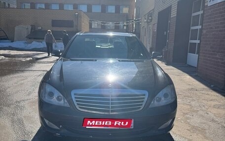 Mercedes-Benz S-Класс, 2005 год, 1 100 000 рублей, 1 фотография