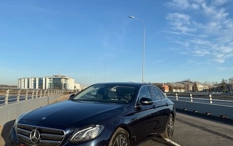 Mercedes-Benz E-Класс, 2016 год, 3 000 000 рублей, 1 фотография