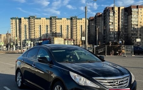 Hyundai Sonata VI, 2011 год, 1 000 000 рублей, 1 фотография