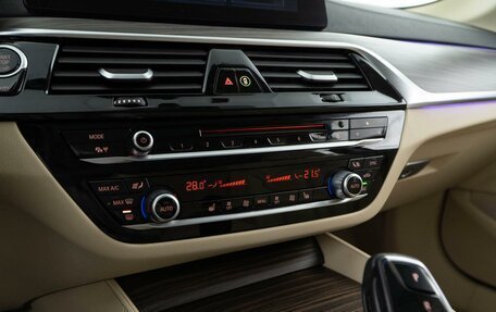 BMW 5 серия, 2019 год, 3 597 077 рублей, 20 фотография