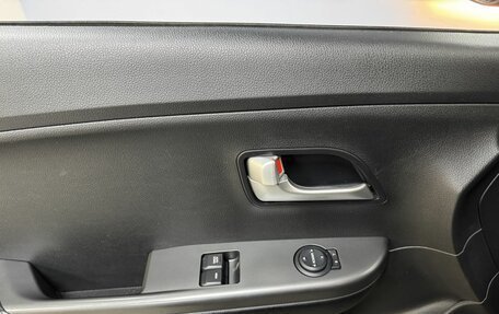 KIA Rio III рестайлинг, 2017 год, 1 349 000 рублей, 11 фотография