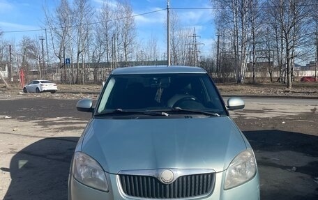 Skoda Fabia II, 2010 год, 600 000 рублей, 2 фотография