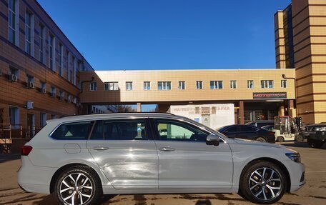 Volkswagen Passat B8 рестайлинг, 2022 год, 2 500 000 рублей, 6 фотография