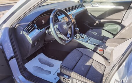 Volkswagen Passat B8 рестайлинг, 2022 год, 2 500 000 рублей, 13 фотография