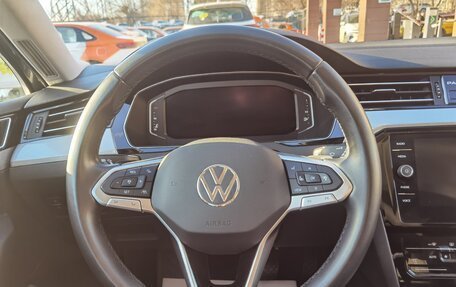 Volkswagen Passat B8 рестайлинг, 2022 год, 2 500 000 рублей, 38 фотография