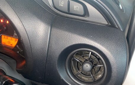 Toyota Vitz, 2017 год, 1 200 000 рублей, 9 фотография