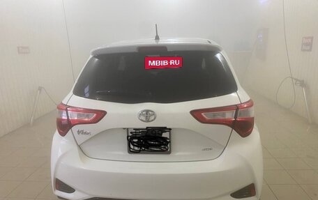 Toyota Vitz, 2017 год, 1 200 000 рублей, 12 фотография