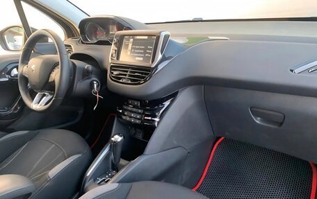 Peugeot 208 II, 2013 год, 750 000 рублей, 19 фотография