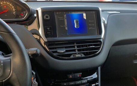 Peugeot 208 II, 2013 год, 750 000 рублей, 13 фотография